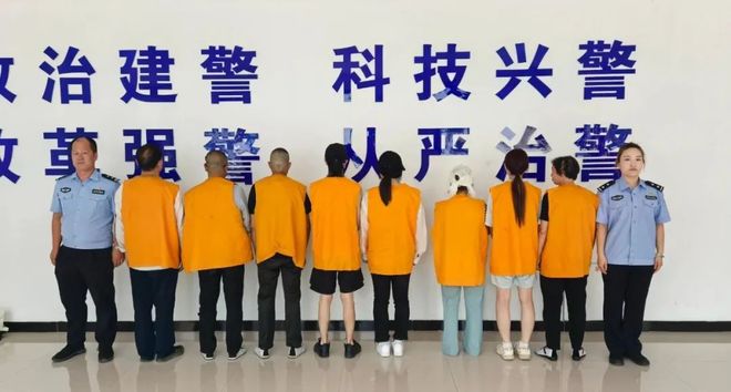 今晨体能课后,里昂复出首秀备战荷甲,更衣室稳定,医务组通报恢复(牵连犯与想象竞合犯) 今晨体能课后,里昂复出首秀备战荷甲,更衣室稳定,医务组通报恢复(牵连犯与想象竞合犯)