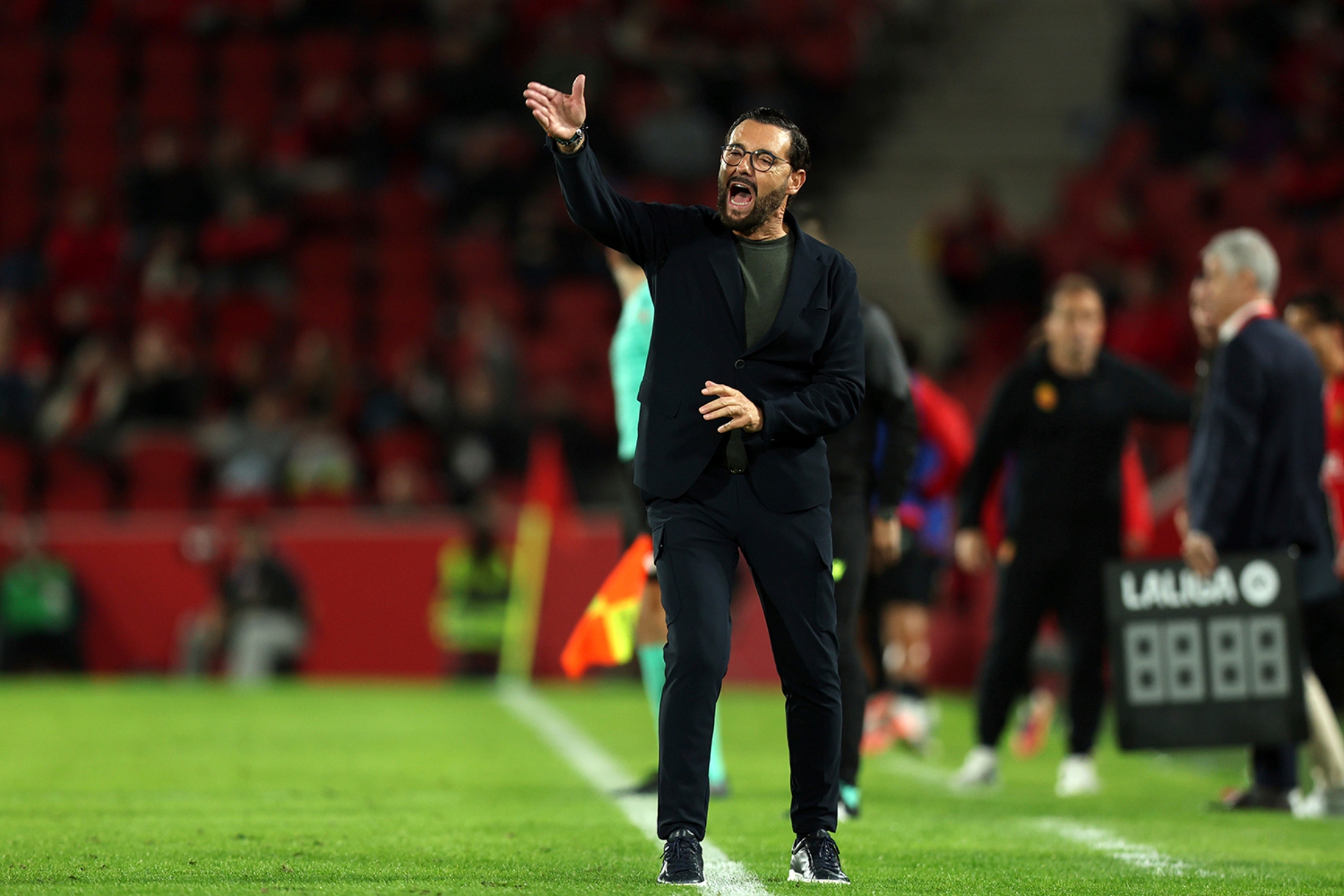 关于西甲赛后再迎强敌，巴黎圣日耳曼回应争议，主帅态度——赛场秩序良好，赛季目标并未改变的信息-九游游戏官网