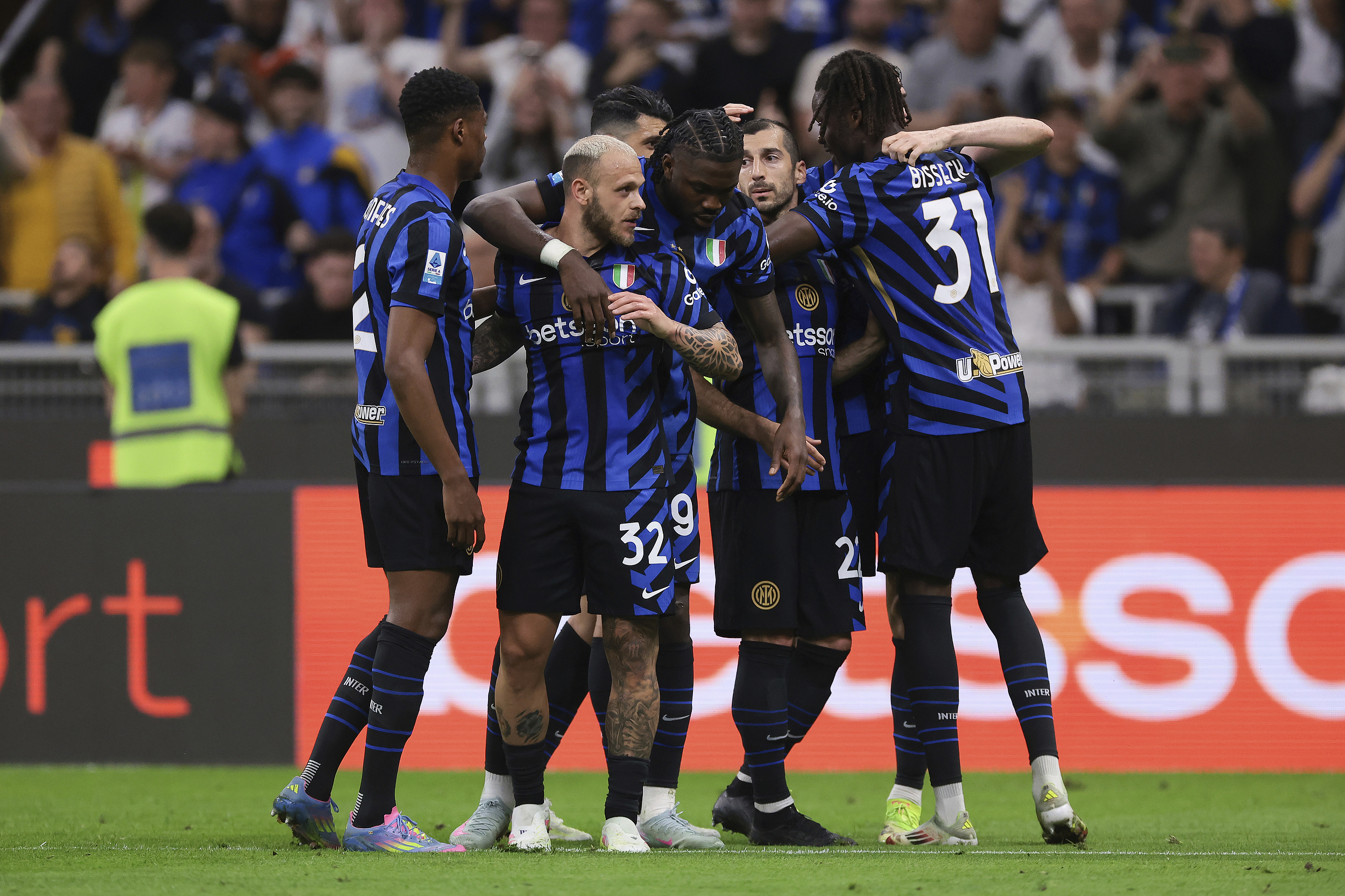 意甲赛前再迎强敌;萨克拉门托国王门线救险;主帅态度——球迷炸锅;赛程密集仍需轮换的简单介绍 意甲赛前再迎强敌;萨克拉门托国王门线救险;主帅态度——球迷炸锅;赛程密集仍需轮换的简单介绍