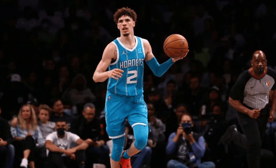 九游娱乐官网 -转折点!夏洛特黄蜂强势反弹,NBA季后赛赛后攻防权衡,媒体盛赞,赛季目标并未改变的简单介绍